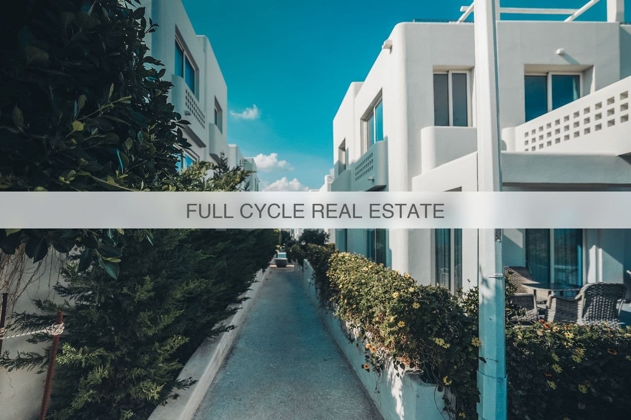 Girne Yeşiltepe'de 2+1 Günlük Kiralık Pansiyon — fotoğraf 1/17